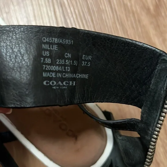 Coach “Nillie” leather sandals, size 7.5 - Picture 5 of 6